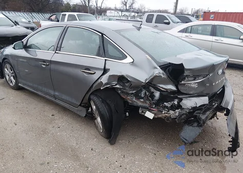 2018 Hyundai Sonata Sport+ z USA, uszkodzony, nr VIN 5NPE34AF5JH723516